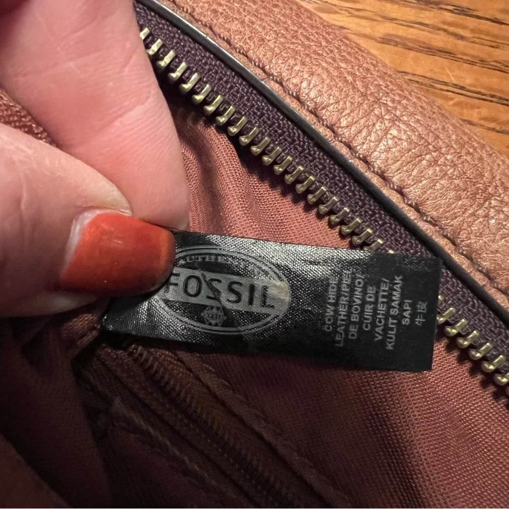 Fossil leather shoulder bag
